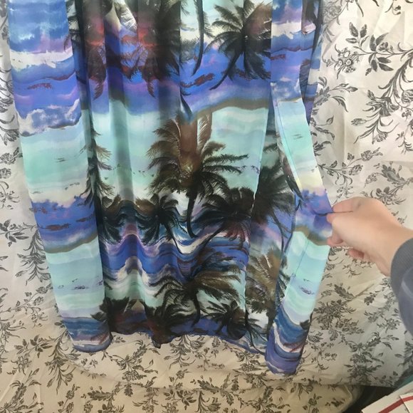 FOREVER 21 / Palm Tree Island Print Maxi Dress - Picture 3 of 7